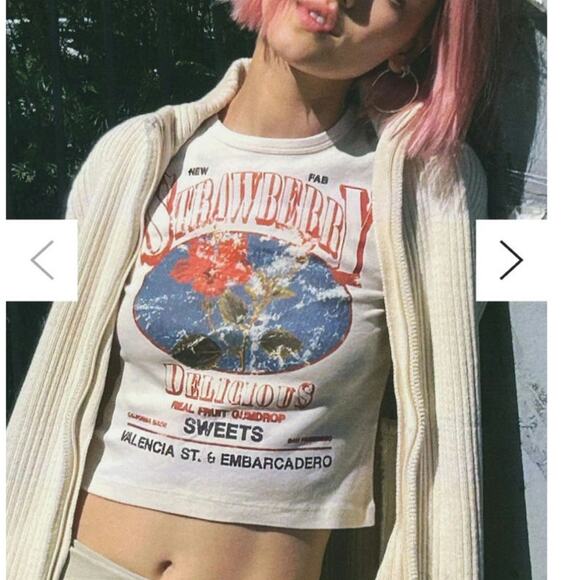 Urban Outfitters  babydoll graphic t shirt medium - Picture 1 of 5